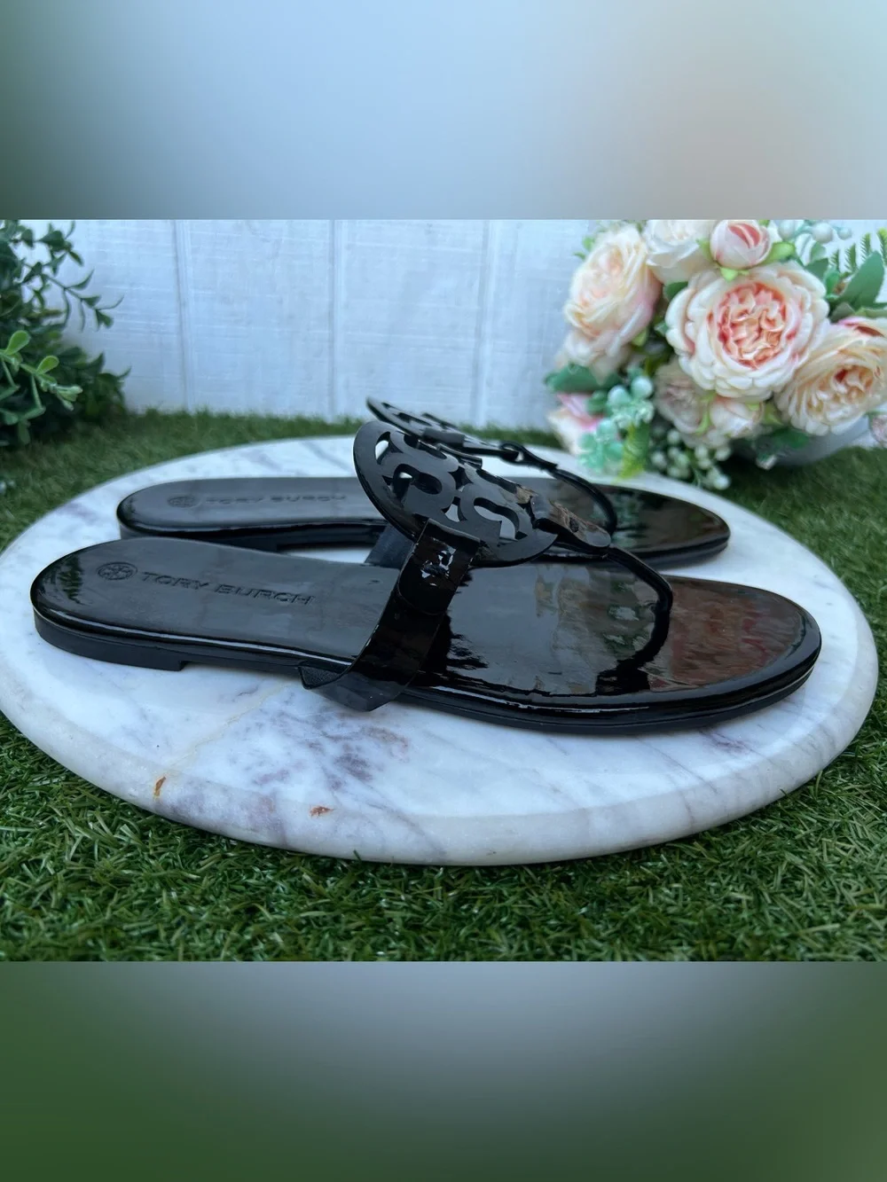Tory Burch Miller Black soft sandal patent leather Size 9 gently used